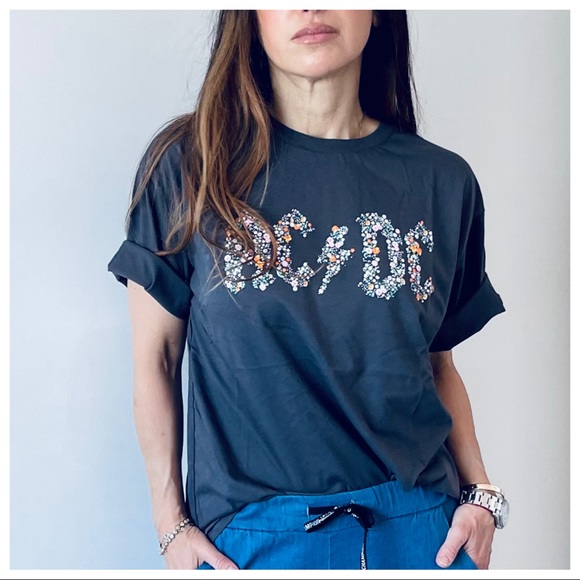 #11 AC DC FLORAL GRAPHIC PARIS TEE - Picture 7 of 7